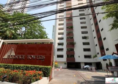 Prestige Towers  Extra Large Three Bedroom Family Apartment Close to Transportation and Shopping in Sukhumvit