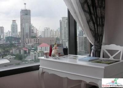 Aguston  Luxury Pet Friendly One Bedroom Condo Near Asoke BTS & Soi 22