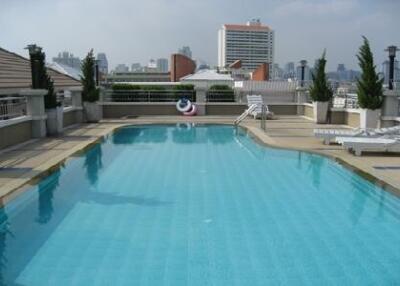 Grand Heritage Condominium  Large Two Bedroom Condo for Rent on Thonglor