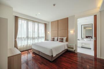 GM Service Apartment - One Bedroom Serviced Apartment for Rent Near Two Parks and BTS Asok