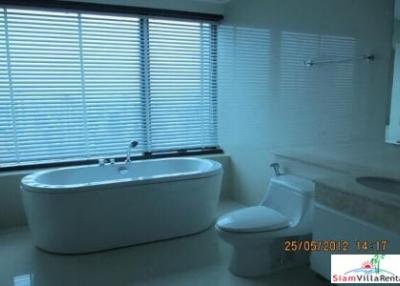 Maneeya Residential  Two Bedroom Condo with City Views and Convenient Location in Lumphini
