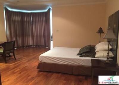 Cadogan Private Residence  Elegant Two Bedroom in Private Condominium for Rent, Khlong Toei