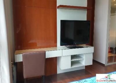 The Address Sukhumvit 28  Modern Two Bedroom with City Views in Prime Phrom Phong Location
