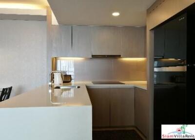 Mode Sukhumvit 61  Convenient and Fashionable Two Bedroom for Rent in Ekkamai