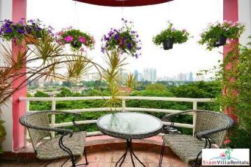 Polo Residence - Pet Friendly Penthouse Residence with a Stunning Park View in Wireless & Near Phloen Chit BTS