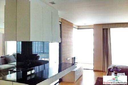 O2 Condominium - Special PRICE! Fully Furnished One Bedroom in Ploenchit