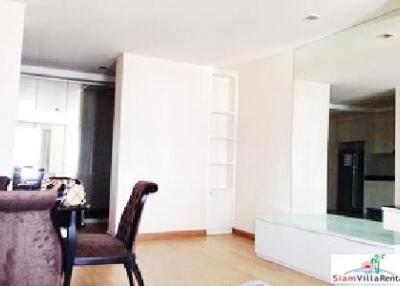 O2 Condominium - Special PRICE! Fully Furnished One Bedroom in Ploenchit