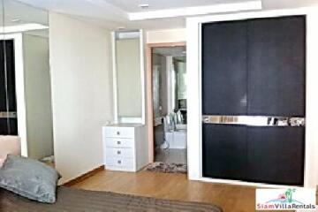 O2 Condominium - Special PRICE! Fully Furnished One Bedroom in Ploenchit