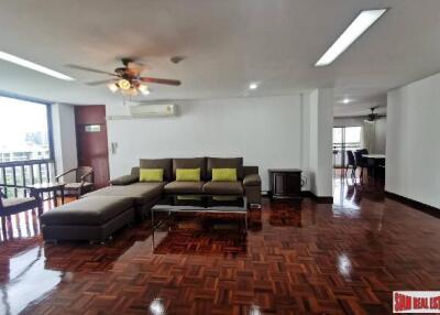 Tubtim Mansion  2 Bedroom and 2 Bathroom Condominium for Rent in Phrom Phong Area of Bangkok