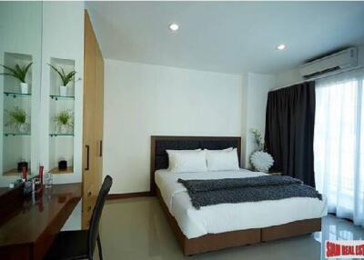 Thavee Yindee Residence  Two bedroom condo for rent in Ekkamai.