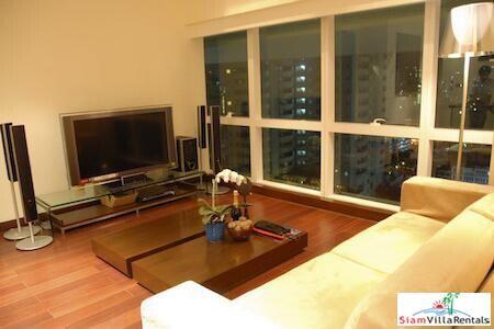 Le Raffine - Gorgeous Three Bedroom Duplex with Private Pool Near Phrom Phong