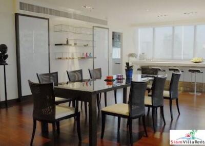 Le Raffine - Gorgeous Three Bedroom Duplex with Private Pool Near Phrom Phong