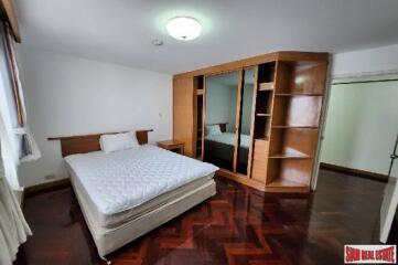 Comfortable and Nicely Decorated Three Bedroom for Rent in Khlong Toei