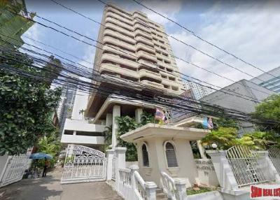 Sriratana Mansion 2  250 sqm. and 3 Bedrooms, 3 Bathrooms, Bangkok