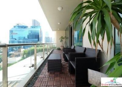 Legend Saladaeng - Luxury 2 Bedroom with Big Terrace and Great Views in Silom