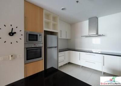 Legend Saladaeng - Luxury 2 Bedroom with Big Terrace and Great Views in Silom