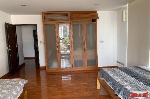 The Peaks Residence Condominium - 3 Bedrooms and 3 Bathrooms for Rent in Phrom Phong Area of Bangkok