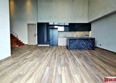 The Lofts Asoke - High Floor Duplex Condo for Rent with Clear City Views