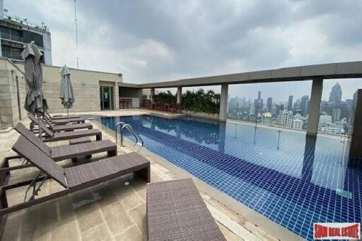 The Lakes - Two Bedroom Condo for Rent in prime Sukhumvit 16 area.