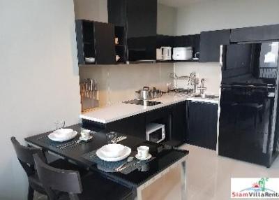 Rhythm 44/1  One Bedroom Loft-style Duplex for Rent with City Views in Phra Khanong