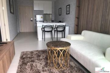 Rhythm Sukhumvit 42  Cozy and Modern One Bedroom with City Views - Walk to BTS Ekkamai