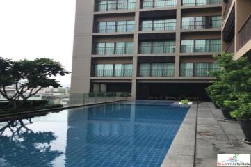 Noble Refine - Sunny Comfortable One Bedroom Condo for Rent in Phrom Phong.