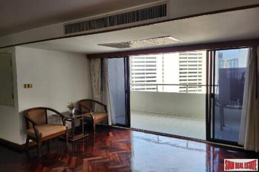 Large and Comfortable Two Bedroom for Rent in Khlong Toei