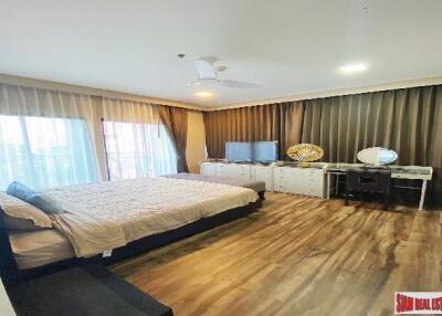 Noble Reveal  1 Bedroom and 1 Bathroom, 55 sqm., Ekkamai, Bangkok