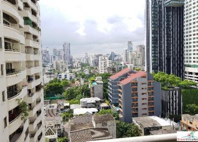 Las Colinas  Spacious Two Bedroom with City Views for Rent on Sukhumvit 21