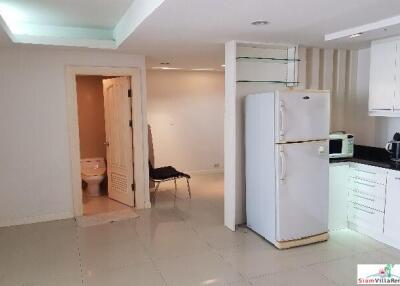 Las Colinas - Spacious Two Bedroom with City Views for Rent on Sukhumvit 21