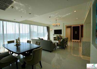 Starview Condo - Luxurious 3 Bed Condo with Large Balcony Overlooking onto the Chao Phraya River