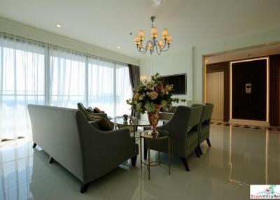 Starview Condo - Luxurious 3 Bed Condo with Large Balcony Overlooking onto the Chao Phraya River