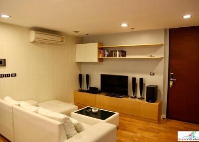 Quad Silom - Large Classy One Bedroom Condo with Extras for Rent in Chong Nonsi