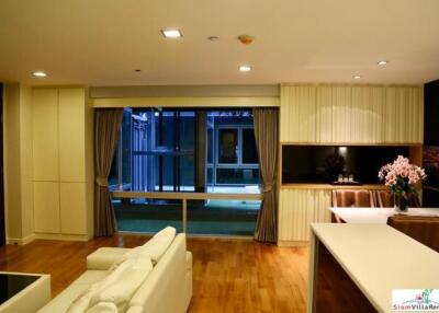 Quad Silom - Large Classy One Bedroom Condo with Extras for Rent in Chong Nonsi