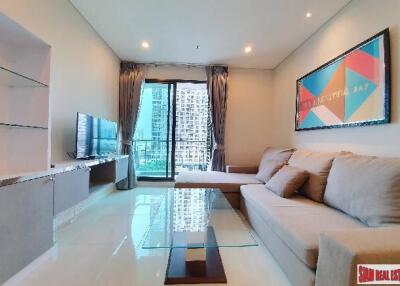 Villa Asoke - Luxury Large One Bedroom for Rent Close to MRT Phetchaburi