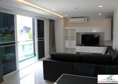 Open and Bright Furnished Two Bedroom for Rent on Sukhumvit 26