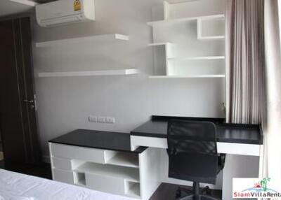 Open and Bright Furnished Two Bedroom for Rent on Sukhumvit 26