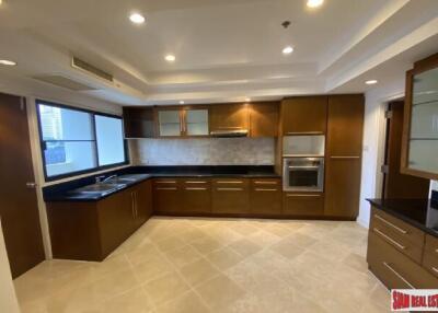 Phirom Garden Residence - Lovely 4 Bedroom Apartment for Rent in Phrom Phong