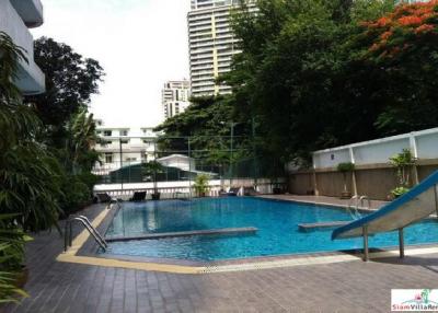 Prem Mansion  Large and Modern Three Bedroom with Lake Views in Asok