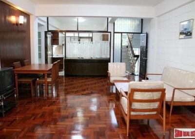 Pet Friendly Three Bedroom Condo with Green Garden Views for Rent in Ekkamai