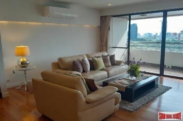 Mayfair Garden Apartments - Modern 2 Bedroom and 2 Bathroom Apartment for Rent in Asoke Area of Bangkok