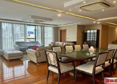 J.B. Residence - 2 Bedrooms and 380 Sqm., Phrom Phong, Bangkok