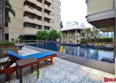 Piyathip Place Apartments - Modern 2 Bedrooms and 2 Bathrooms Apartment for Rent in Phrom Phong Area of Bangkok