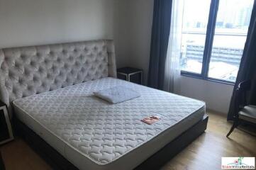 Villa Asoke - Modern Two Bedroom Corner Unit for Rent in Asok