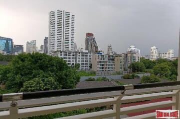 Avenue 61 Condominium - Spacious Contemporary Two Bedroom Low Rise Condo for Rent in a Quiet Area of Ekkamai