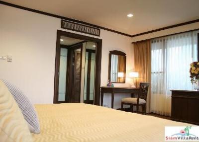 Four Bedroom Executive Suite 260 Sqm in Sukhumvit 16
