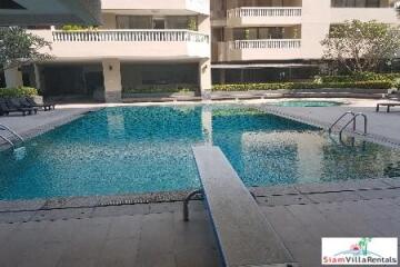 Asa Garden - Extra Large Three Bedroom Duplex and Pet Friendly on Sukhumvit 24