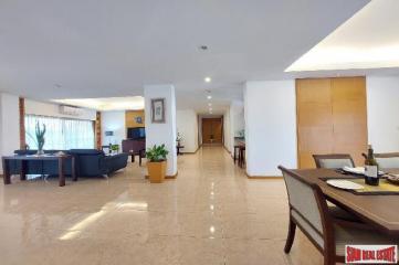 Esmeralda Apartment Sathon  3 Bedrooms and 3 Bathrooms, 200 sqm, Charming Chong Nonsi Location