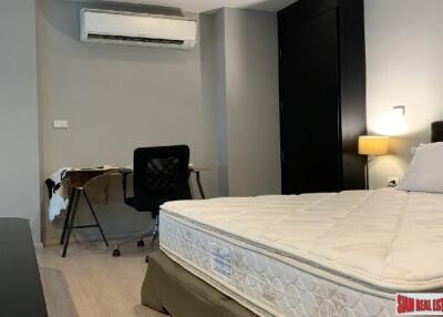 Rhythm Sukhumvit 44/1 - 1 Bedroom Loft Condo with Modern Amenities, Short Walk to BTS Phra Khanong, Bangkok