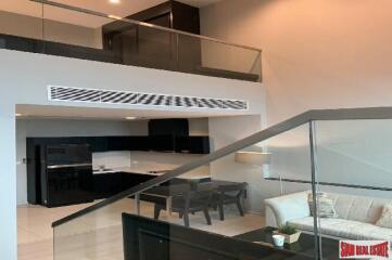 Rhythm Sukhumvit 44/1 - 1 Bedroom Loft Condo with Modern Amenities, Short Walk to BTS Phra Khanong, Bangkok